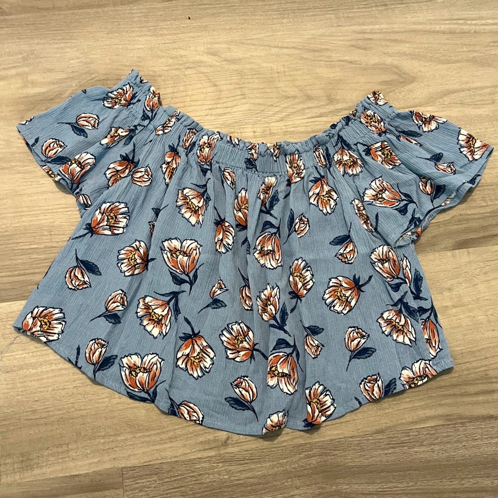 EUC Forever 21 Floral Off-Shoulder Top, Size Small